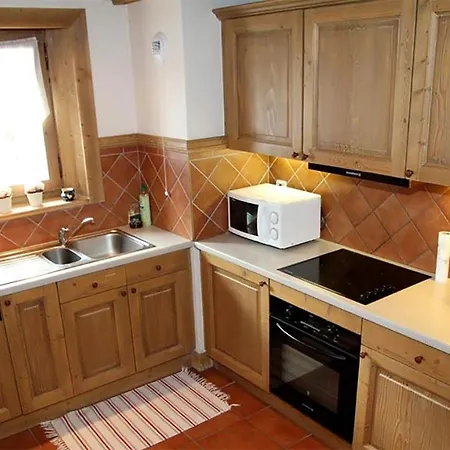 Les Alpes Apartment