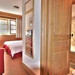 Les Alpes Апартаменты